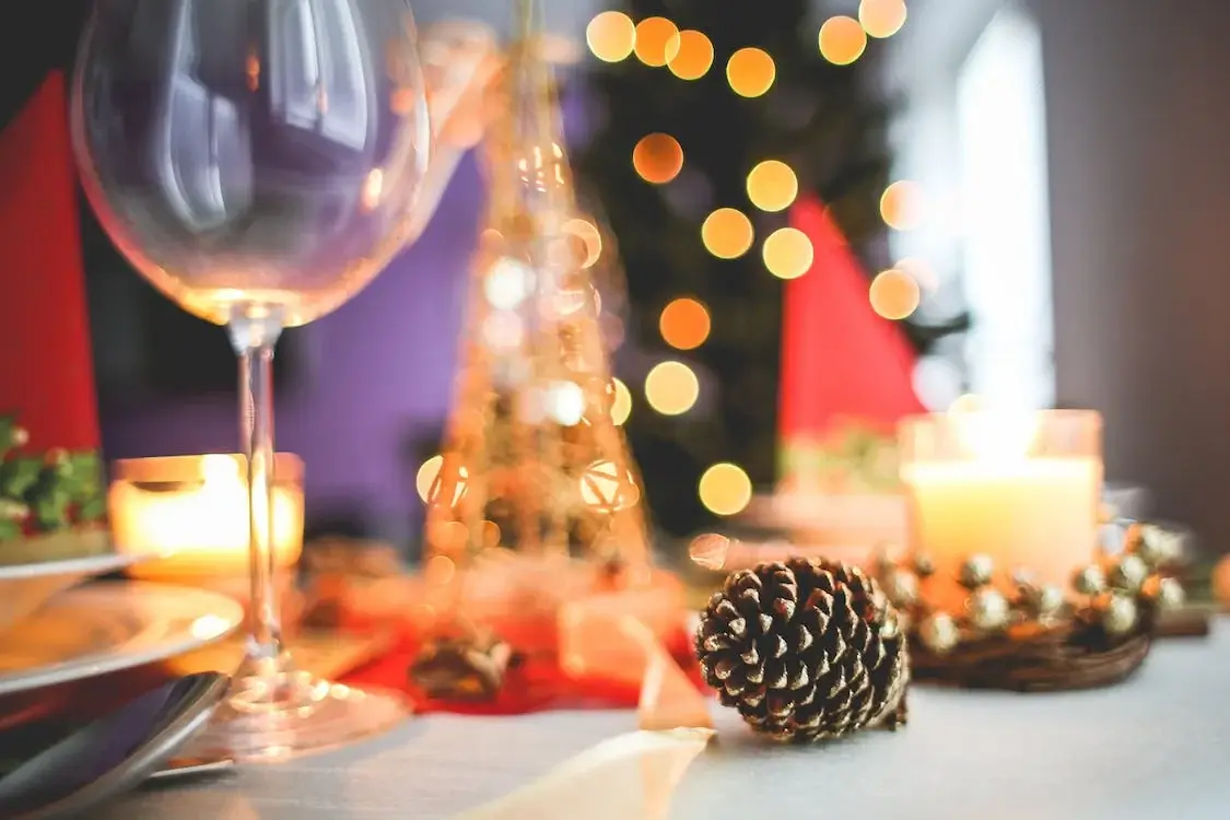 Christmas dinner decorations