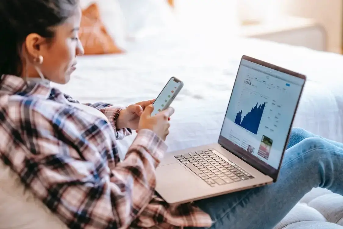investing from a laptop at home